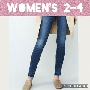 Women's 2-4
